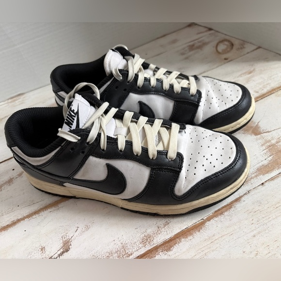 NIKE Low Dunk Vintage Panda sneakers black white retro sz 8.5 women’s FQ9988-100 - Picture 6 of 12